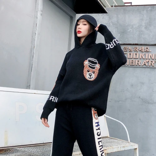 Tops Зимняя мода мультфильм Бисероплетение вязаный комплект одежды для женщин High Street свитер с капюшоном топы+ эластичный пояс трикотажные брюки - Цвет: Tops