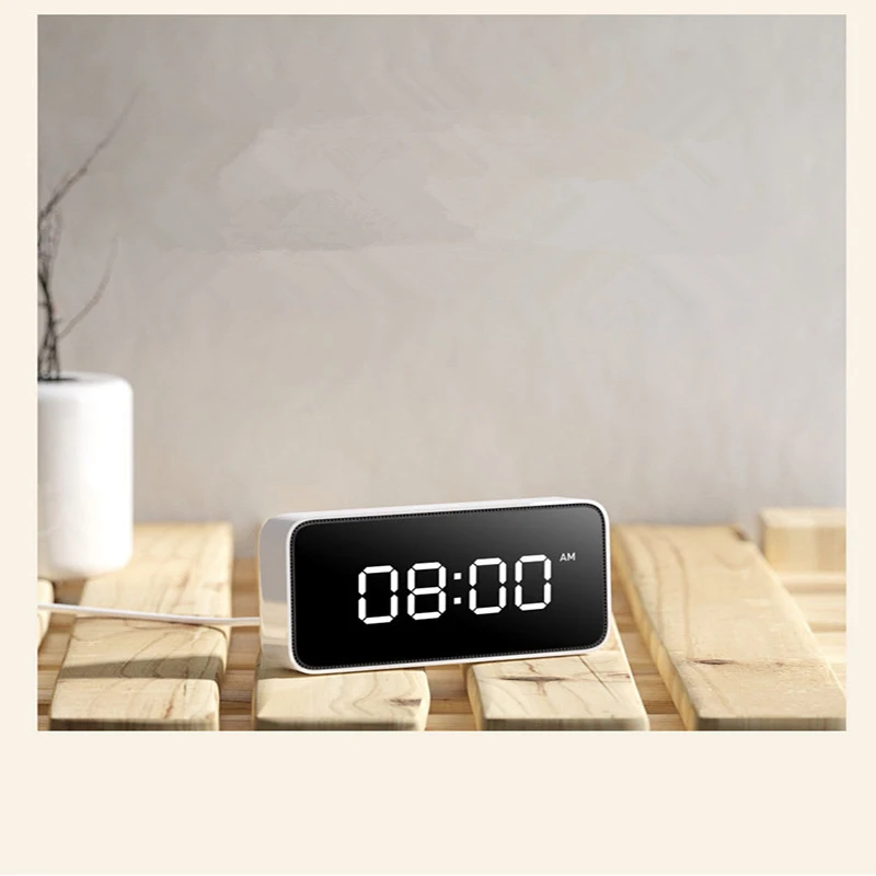

2018 New Smart Voice Broadcast Alarm Clock ABS Table Dersktop Clocks Time Calibration work app