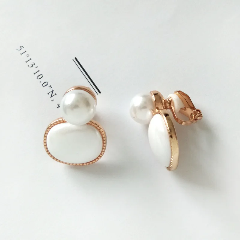 Carvejewl Geometric Imitation Pearl Clip Earrings No Ear Hole Elegant square resin Clips on Earrings Without Piercing for Women - Metal Color: -4 CLIP