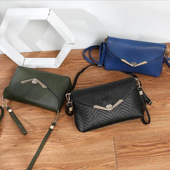 

2020 New Women's Bag Small Women's Messenger Bag Mini Hand Bag Magnetic Buckle Shoulder Bag Autumn New Fashion Versatile Bag