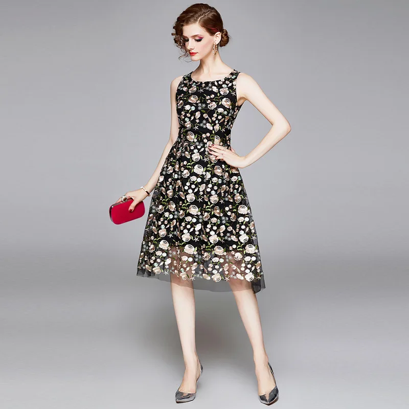 

2019 Autumn And Winter WOMEN'S Dress Debutante Floral Machine Embroidery Sleeveless Mid-length Fashion Dress Europe And America