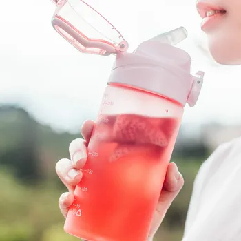 

Summer Simple Plastic Cute Water Bottles Outdoor Sport Practical Modern Design Personalized Botellas Para Agua Drinkware EC50SH