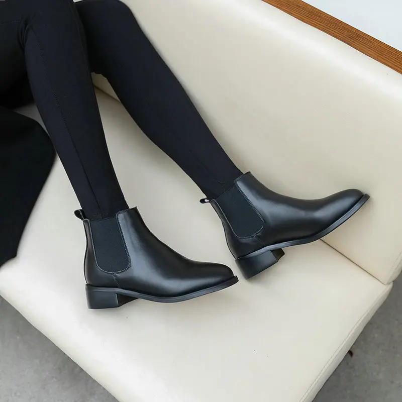 Autumn Winter 2021 Women's Boots Genuine Leather Round Toe Thick Heels Women Shoes Newest Party Casual Basic Shoes Woman