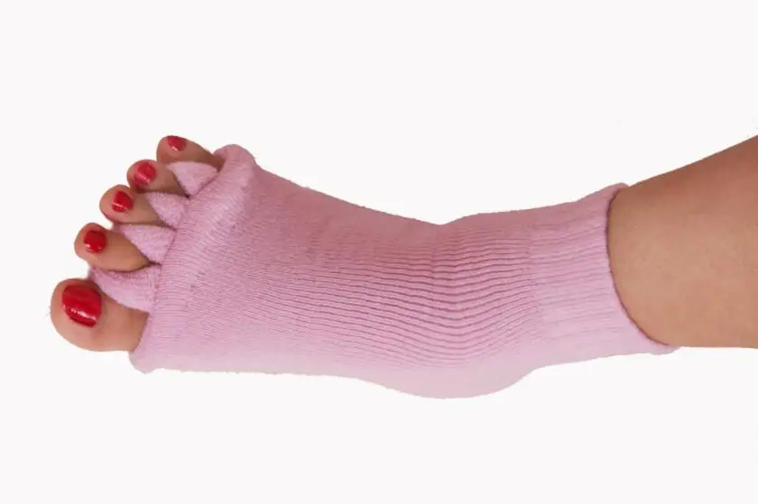 1Pair-Five-Toe-Socks-Orthotics-Separators-For-Toes-Bunion-Corrector-Orthopedic-Hallux-Valgus-Posture-Correction-Ectropion (1)