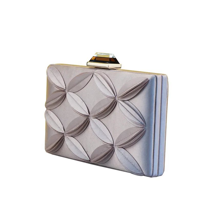 

Silk Fabrics Stereo Flower Evening Bag Carrying Evening Chain Unit Price Hand