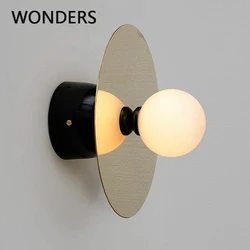 Applique murale LED au design nordique simpliste en forme de boule de verre, luminaire décoratif d'intérieur, idéal pour une chambre à coucher 