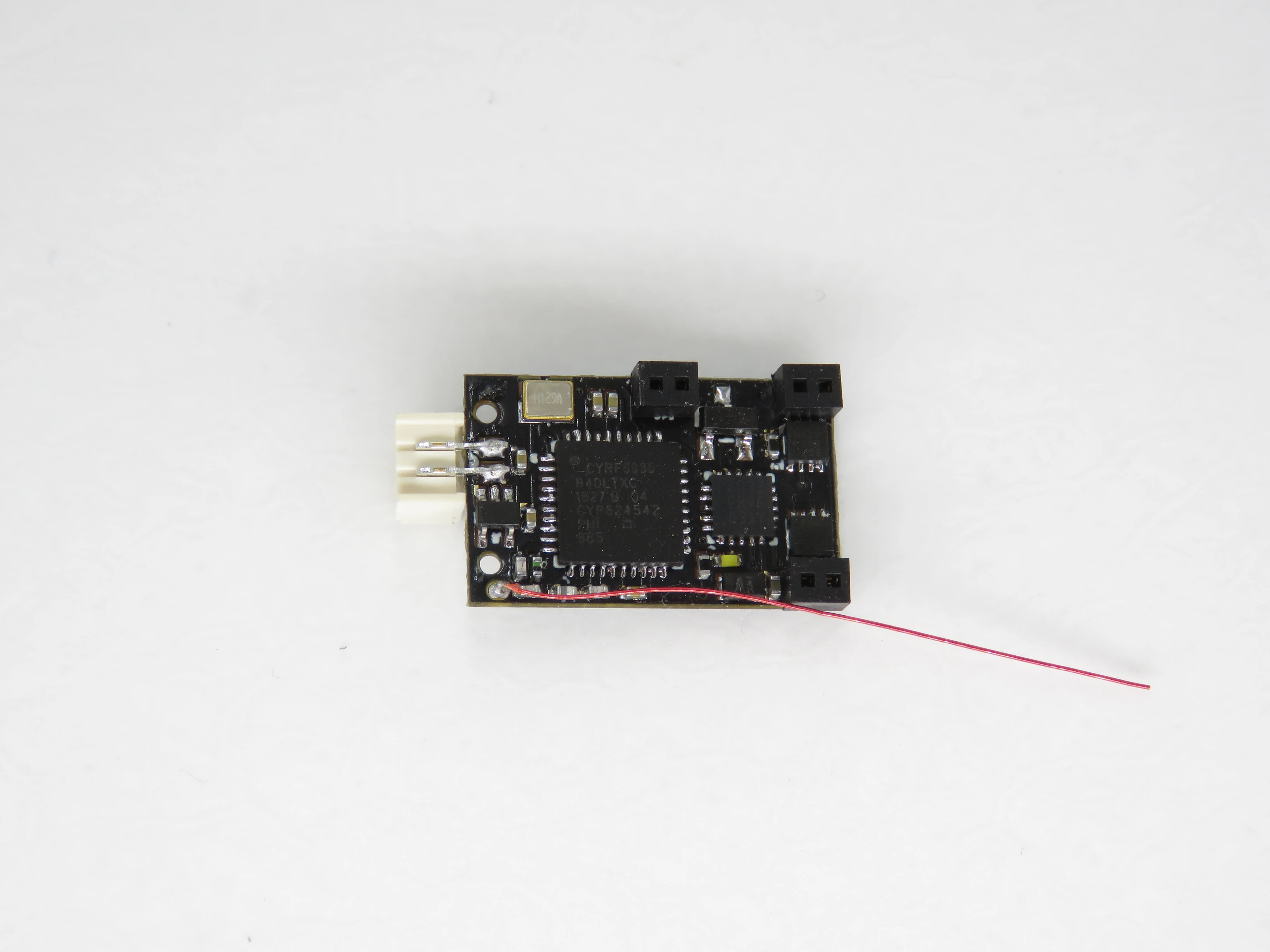 

3-channel Miniature Electromagnetic Rudder Receiver (DSM2)