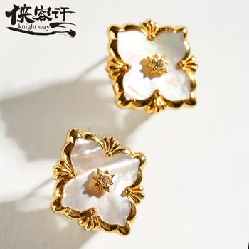 

Solid White Four-leaf Clover Stud Earrings Vintage Palace Elegant Gift For Women