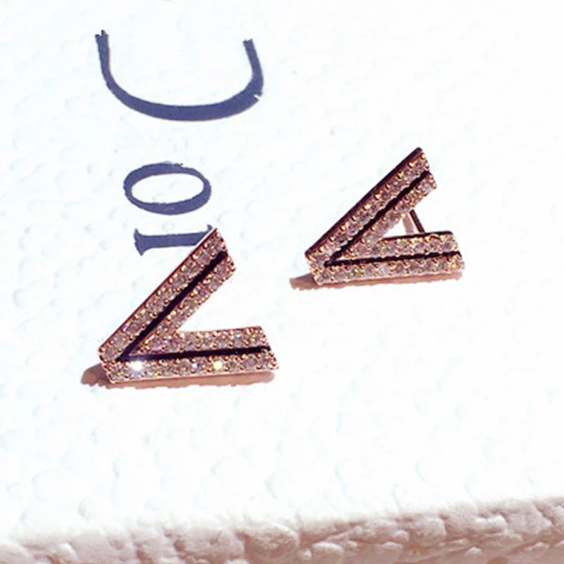 Ins Hot Sale Design Letter V Exquisite Shining Crystal CZ Earring for Women AAA Cubic Zirconia Stud Earrings Accessories Pendant - Image 6