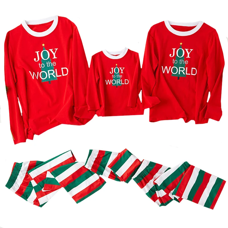 

Christmas Family Clothing Set New Year Father Mother Kids Pajamas Set Soft Family Sleepwear T-Shirts Pants Suit New Year Clothes