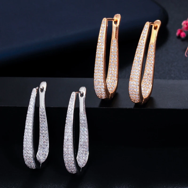 BeaQueen Luxury Shiny Cubic Zircon Crystal Paved Setting Long Dubai Gold Hoop Earrings Fashion Jewelry for Women Party Gift E314