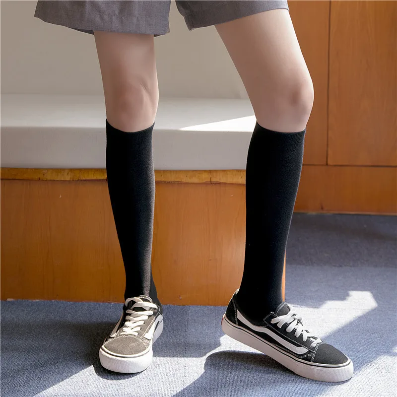Высокие эластичные женские носки в стиле Харадзюку; уличные носки в консервативном стиле; однотонные дышащие носки из смешанного хлопка с сутуляцией для кроссовок; европейские размеры 33-44