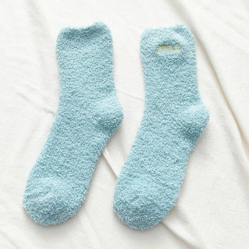 1 пара, зимние женские теплые мягкие носки с надписью и смайликами коралловые бархатные носки для девочек повседневные пушистые домашние носки-Тапочки - Цвет: LB