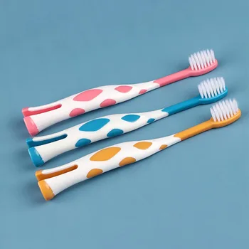 

3pcs/set Travel Cute Portable Handheld Soft Manual Ergonomic Oral Hygiene Smooth Anti Giraffe Children Kids Toothbrush