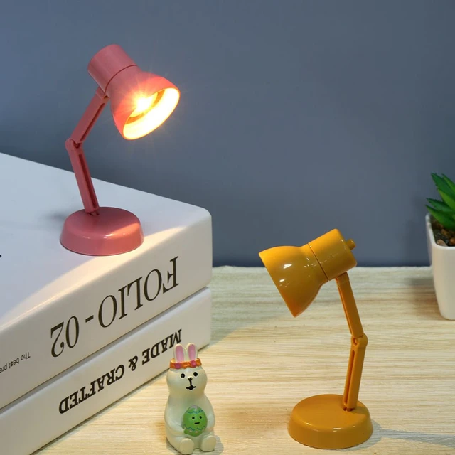 Maßstab 1:12 360 ° Rotierenden Puppenhaus Tisch Licht LED Lampe Puppe  Zubehör Mini Lesen Beleuchtung