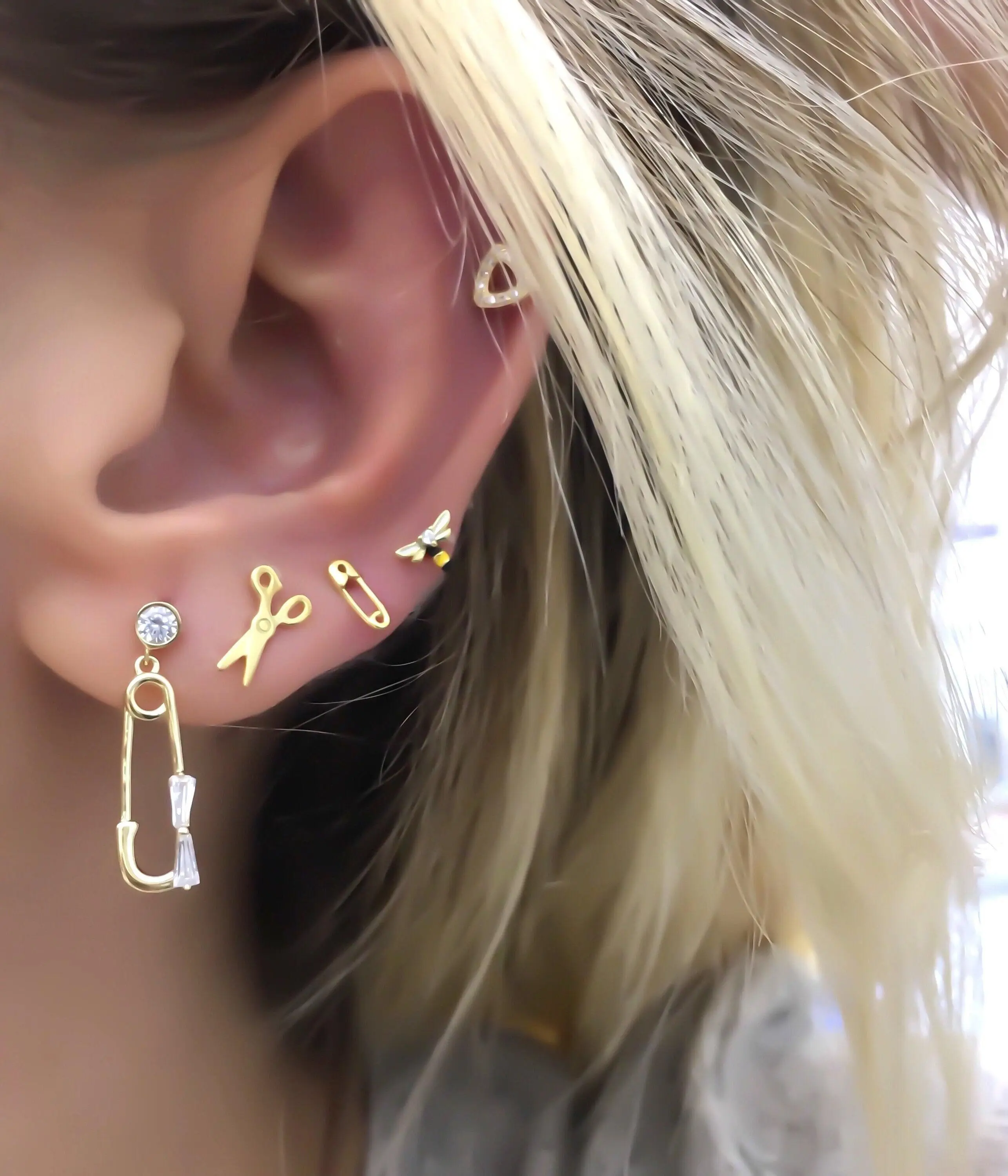 Золотые модные ювелирные изделия Красочные cz проложили милое животное пчела серьги-гвоздики серебро 925 пробы милые очаровательные милые женские ювелирные изделия