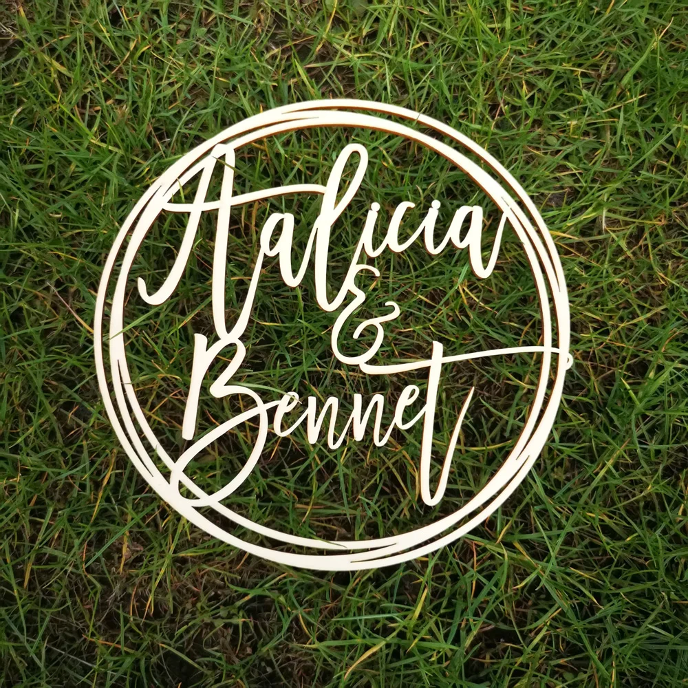 Custom Couple Wedding Round Wood Style Name sign wood, Personalized Bride & Groom Country wedding tablephoto Wall name sign Decor (1)