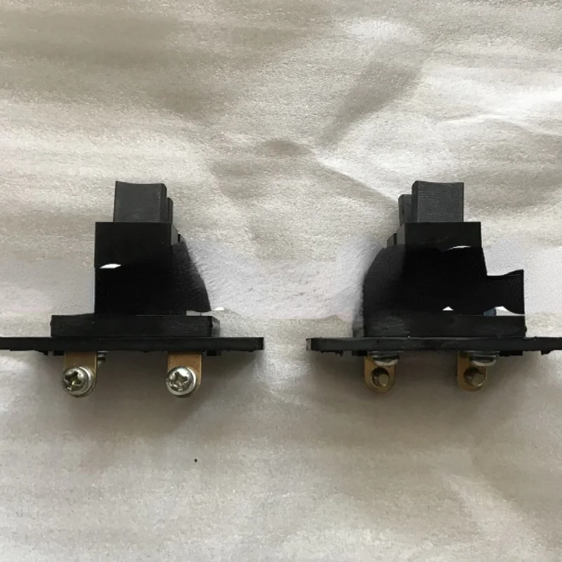 Free Shipping brush holder Carbon brush diesel generator suit KGE13E3