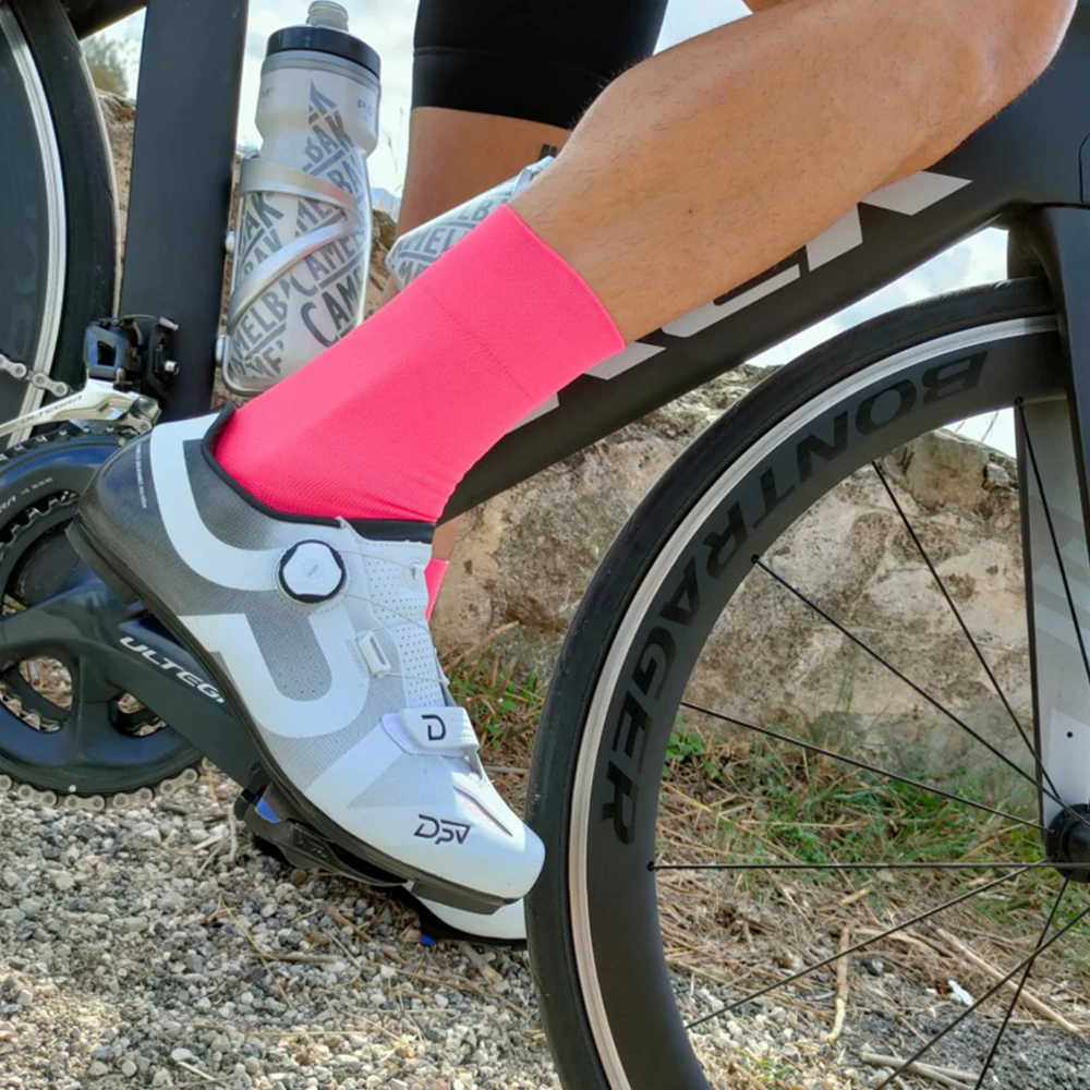 YKYWBIKE Sports Racing Cycling Socks Professional Brand Sport Socks Breathable Road Bicycle Socks Men and Women Outdoor 9 color