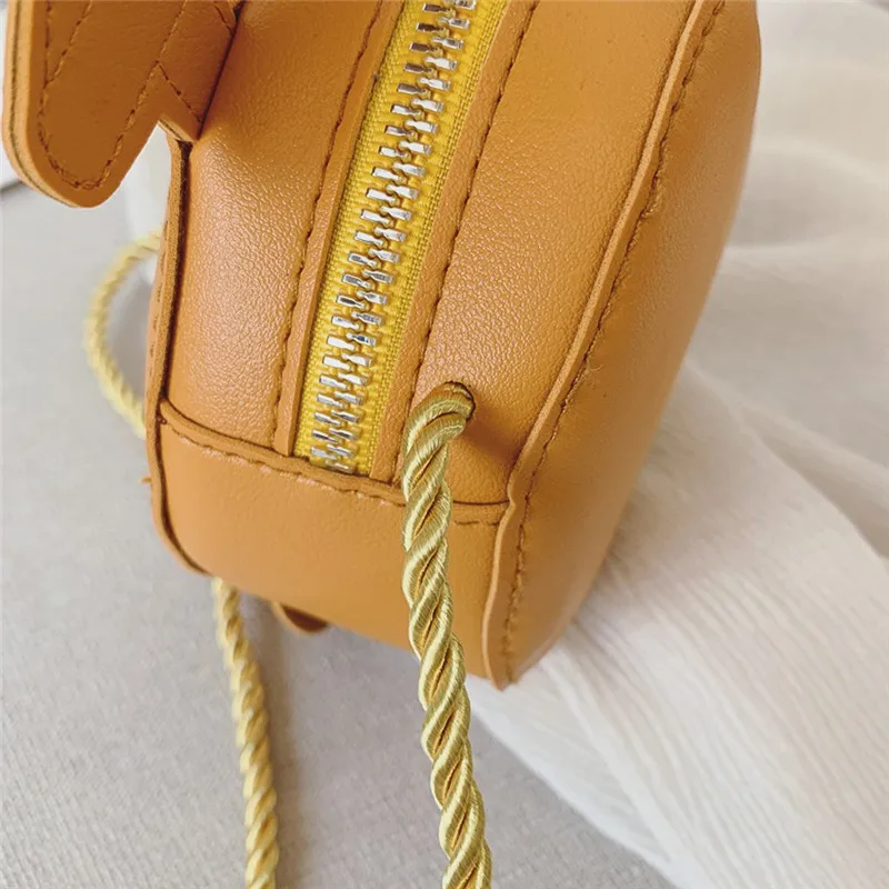 LCQ91007093_0536307874566165018