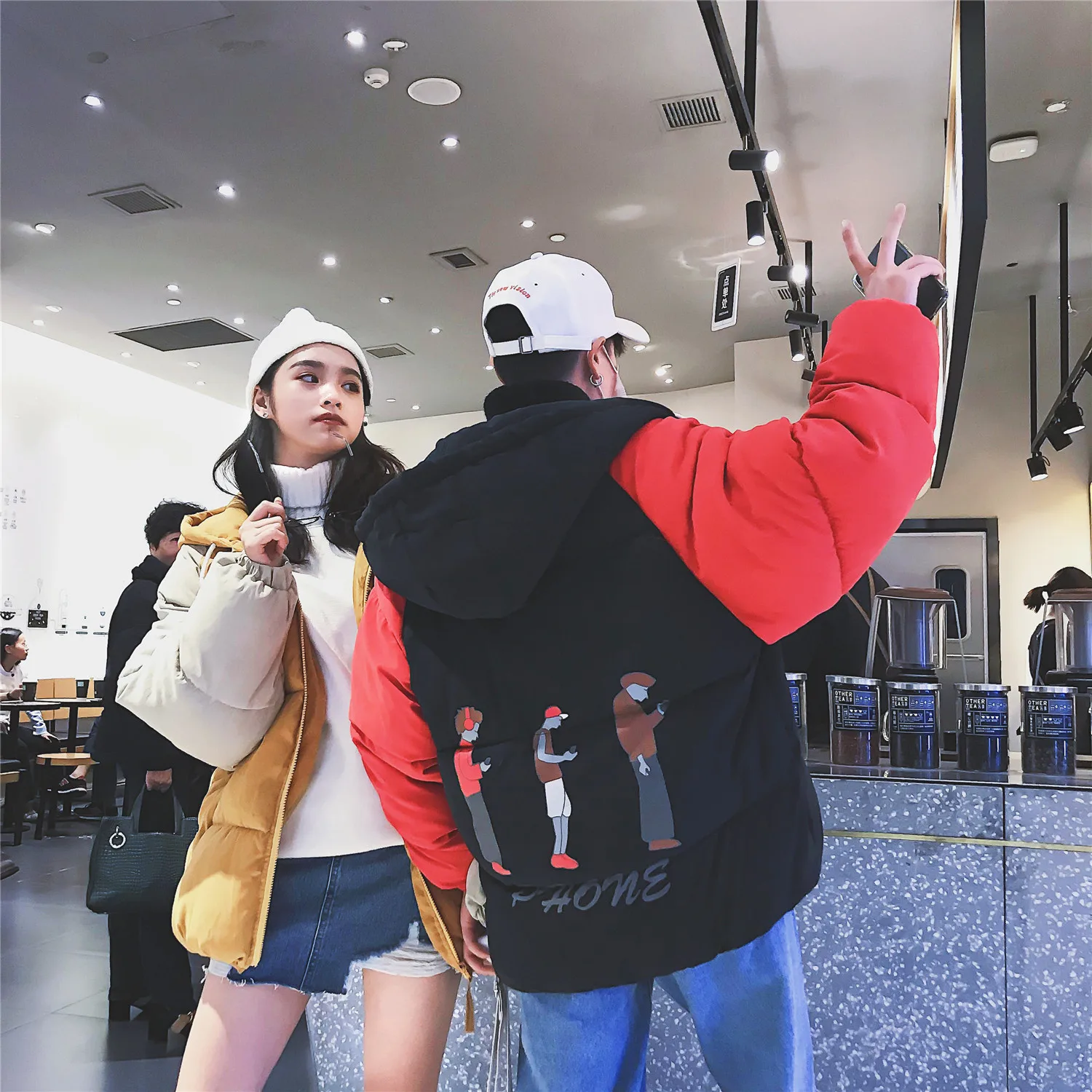 Новинка, Новое Стильное мужское хлопковое пальто с капюшоном, COUPLE'S, контрастный цвет, пуховое пальто, свободное и плюс размер, хлопковое пальто с хлопковой подкладкой J