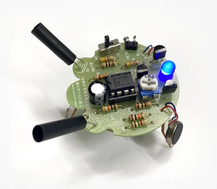 

Электронные Наборы «сделай сам», Фоточувствительный мобильный робот-Светлячок, набор для практики сварки