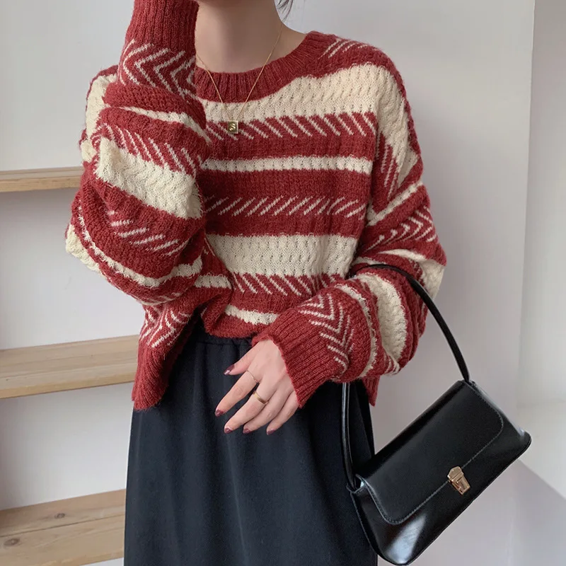 

2021 Autumn And Winter New Korean Style Stitching Striped Sweater Women's Loose Long-sleeved Knitted Pullover Em*