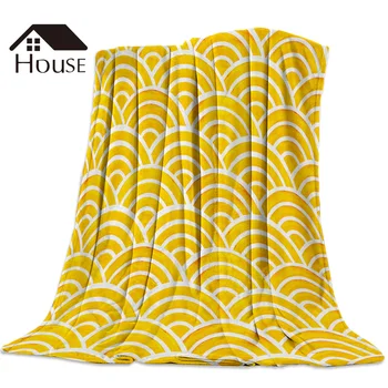 

Japanese Seigaiha Wave Mari Gold Printed Nap Blanket Soft Comfortable Velvet Plush Blankets Warm Sofa Bed Sheets