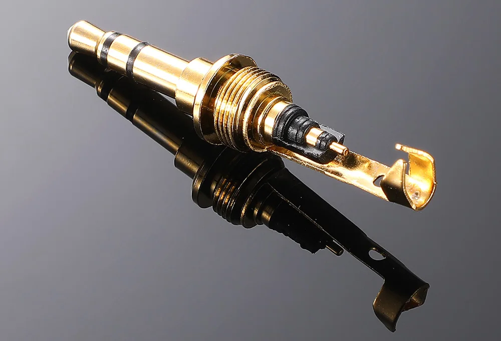 AVSSZ Carbon Fiber 3.5mm Jack Stereo Headphone Plug - Straight/Angle, 3/4/5 Poles, DIY Repair & Replacement (2.5mm, 4.4mm) Description Image.This Product Can Be Found With The Tag Names Computer Cables Connecting, Computer Peripherals, PC Hardware Cables Adapters, Straight angle plug