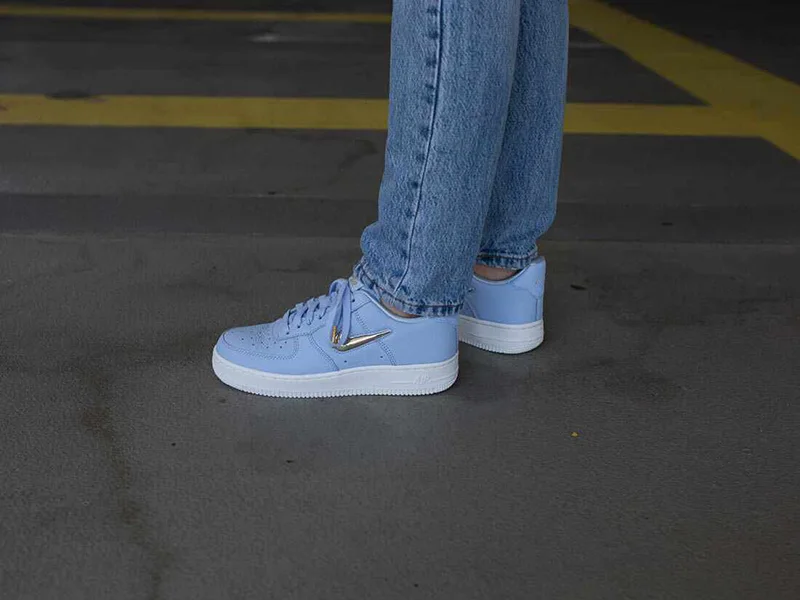 Оригинальные подлинные мужские кроссовки для скейтбординга от Nike WMNS Air Force 1 '07 PRM LX, спортивные уличные кроссовки, Новое поступление, AO3814-400