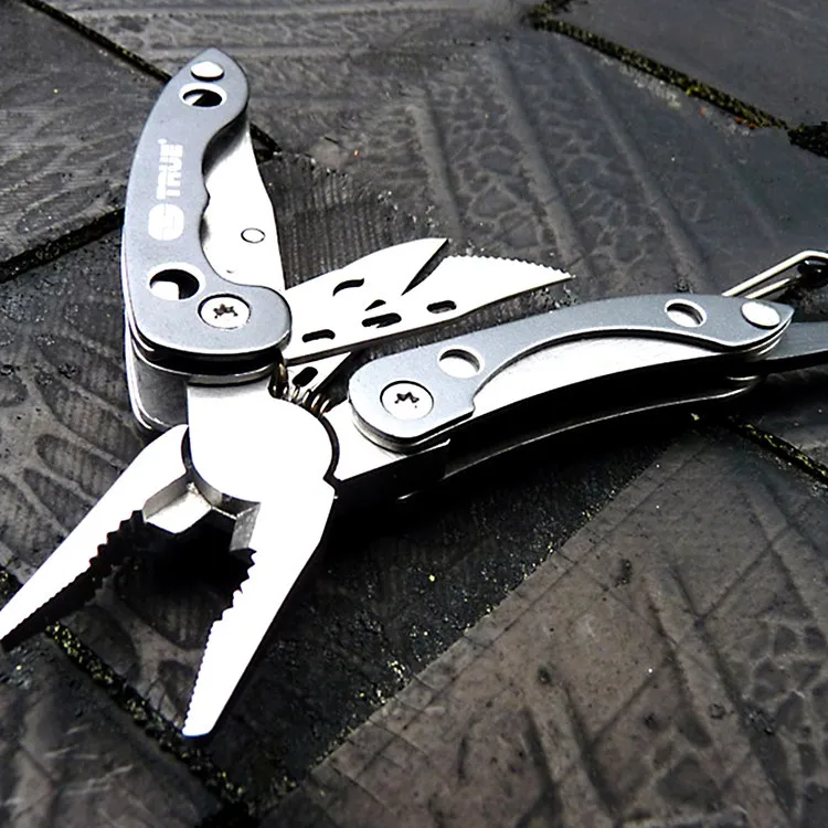 

Outdoor Camping Equipment EDC Outdoor Tool Clamp Multi-functional Mini Widget Clip Tool Keychain