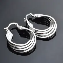 Посеребренные серьги с четырьмя катушками, серьги-гвоздики для ушей, серьги из сплава для женщин, модное ювелирное изделие для повседневной носки, серебряный цвет