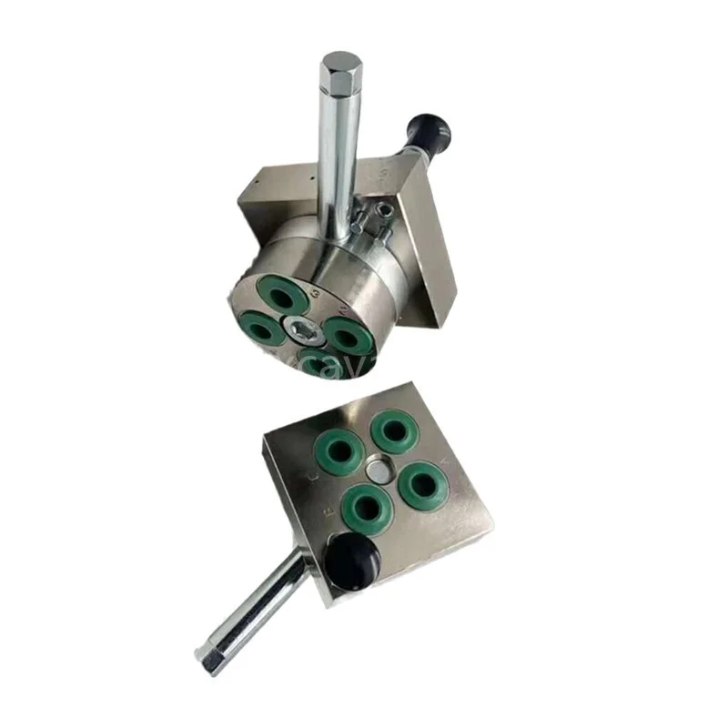 For excavator forward and backhand reversing valve Komatsu Sany Doosan Daewoo Kobelco SK hydraulic steering valve