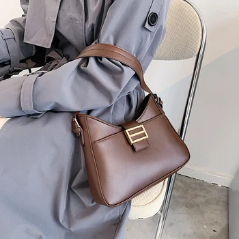 

2020 Fashionable New Women's Bag Simple Temperament Commute Shoulder Bags Solid Color Phone Package Travel Pack B894
