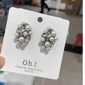 

Classic Simulated-pearl Geometric Women Dangle Earrings Retro Simple Pearl Crystal Earrings Drop Earrings Jewelry Earrings