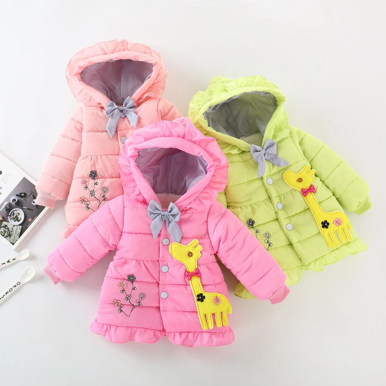 

2019 Winter New Style Hooded Girls Padded Cotton Clothes Cartoon Embroidered Giraffe Baby Girls Cotton-padded Jacket Thick Small