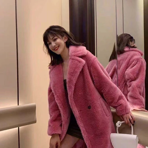 pink Стиль SJ1054 пальто из натурального меха Женское зимнее длинное пальто с капюшоном на пуговицах из натуральной шерсти овечья шуба женская теплая куртка из натурального меха - Цвет: pink