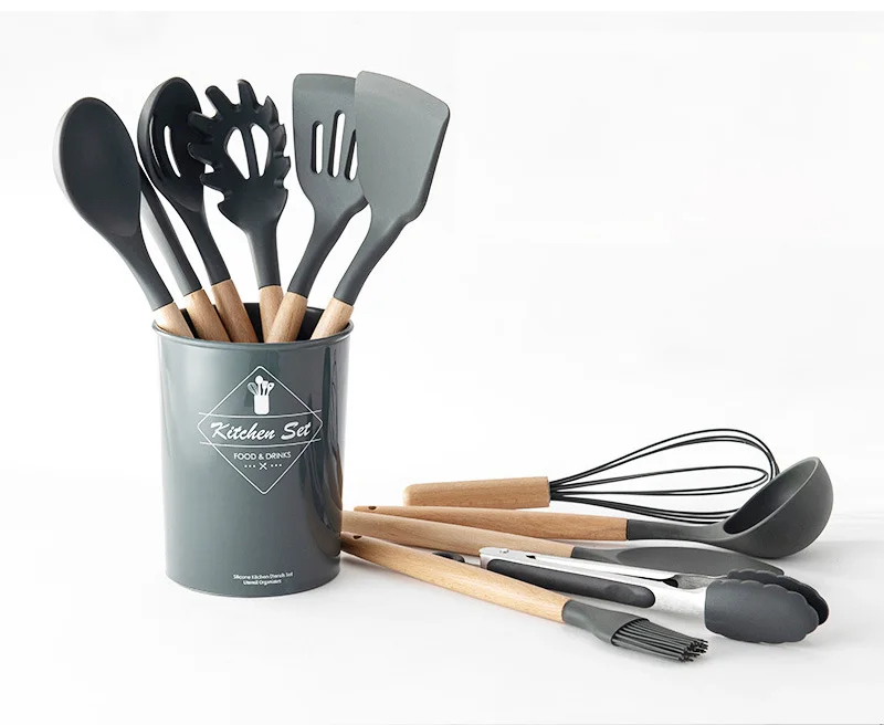 Utensílios de cozinha de madeira lidar com