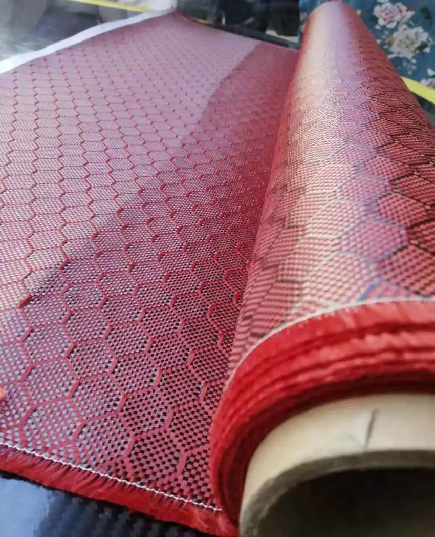 2x2 красный футбольный узор из настоящего углеродного волокна ткань из углеродного волокна 3K 240gsm 4" /100 см Ширина