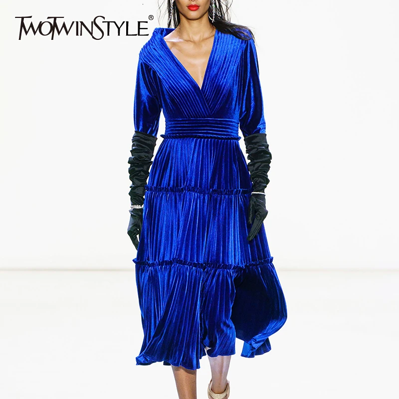 ^*Best Offers TWOTWINSTYLE Elegante Fluwelen vrouwen Jurken V-hals Lange Mouwen Hoge Taille Geplooide Jurk Vrouwelijke Herfst Mode Kleding 2019 Tij ^*Best Offers TWOTWINSTYLE Elegante Fluwelen vrouwen Jurken V-hals Lange Mouwen Hoge Taille Geplooide Jurk Vrouwelijke Herfst Mode Kleding 2019 Tij