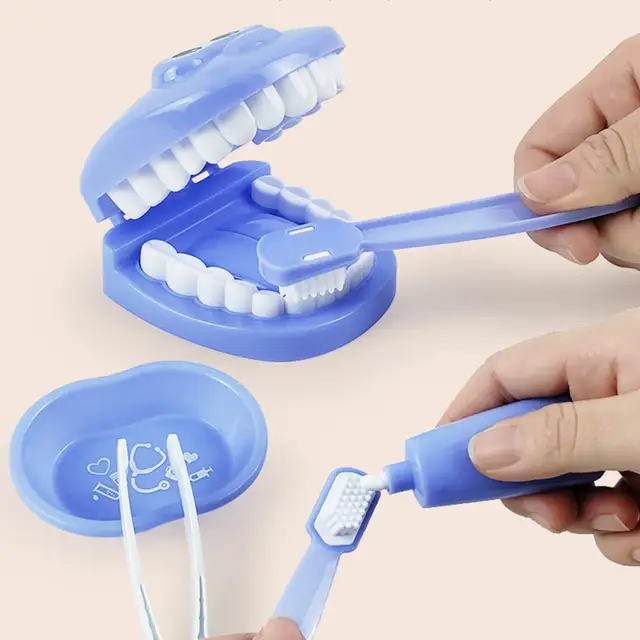 9Pcs/Set Kids Educational Pretend Play Dental Scene Toys Preschool Teaching Brushing Game baby Check Teeth Model Medical Kit 2