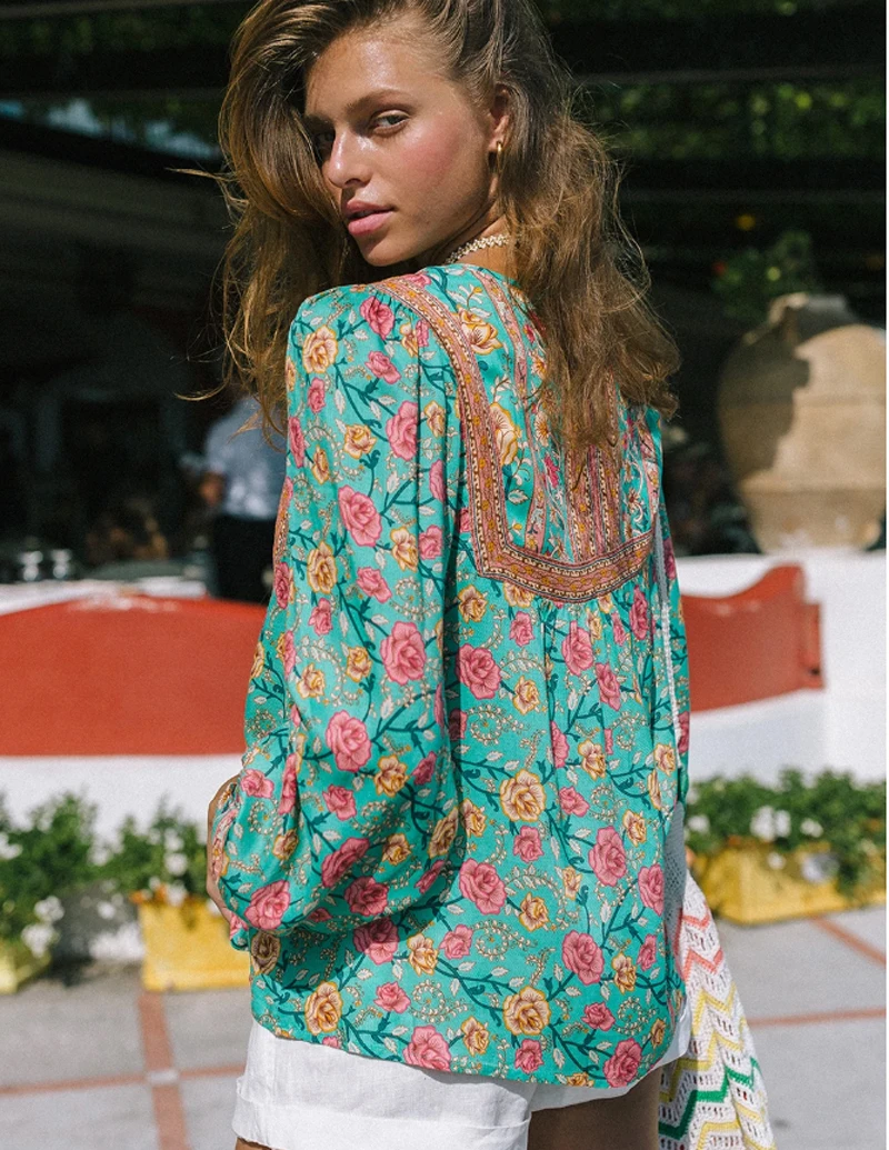 Богемный Вдохновленный зеленый цветочный длинный рукав блузка v-образным вырезом завязанные спереди свободные топы женские Бохо блузка рубашка шикарная Цыганская летняя блузка