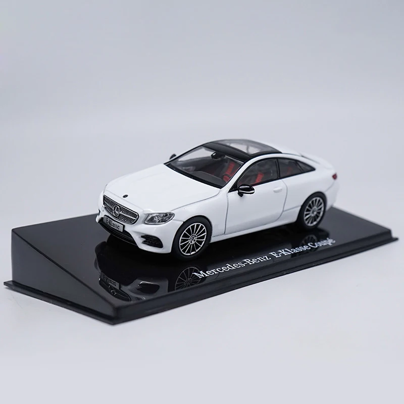 1:43 E300 E-KASE Coupe модель сплава автомобиля статические высокой моделирования металлические модельные автомобили с оригинальной коробкой