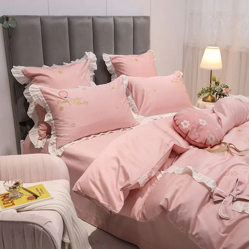 4pc Egyptian Cotton Beautiful Girl Queen King Embroidered Lips Duvet Cover Set 