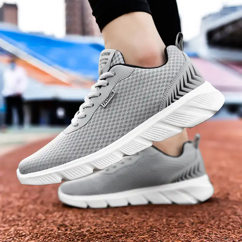 安い21夏新trendy通気性の男性スポーツシューズの韓国軽量メンズスニーカーランニングシューズzapatillas Deportivas Hombre ランニングシューズ Aliexpress