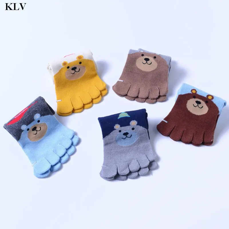 KLV/Новое детское нижнее белье с рисунком из мультфильма трусы-5-носки хлопчатобумажные От 3 до 12 лет, изящные носки для мальчиков и девочек Детские Разделение носок детские носки рождественские подарки