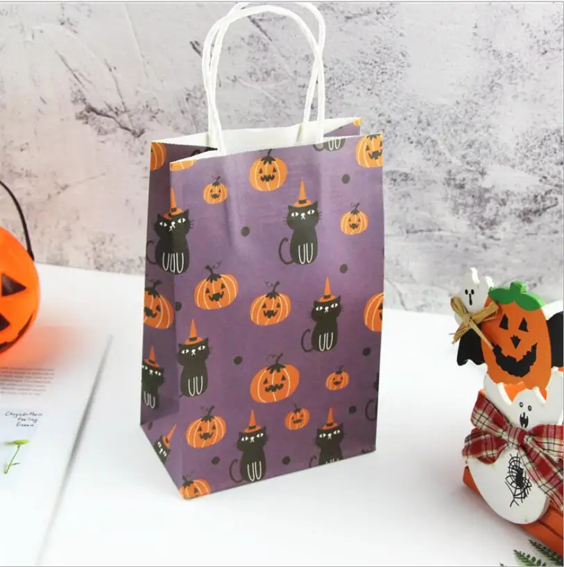 

50pcs/lot Gift bags with handles Pumpkin Halloween Paper Bag Party Favor Packaging Bag For Cookie Candy goodie bags