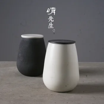 

Very Much Manual Black And White Ceramics Tea Pot Literature Simple And Simple Storage Canister Will Trumpet Pu'er Tea Tea Pot