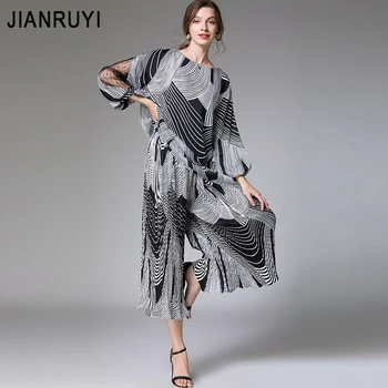 

2020 summer new product fat mm large size women's two-piece suit loose lace stitching ruffled chiffon suit 8054
