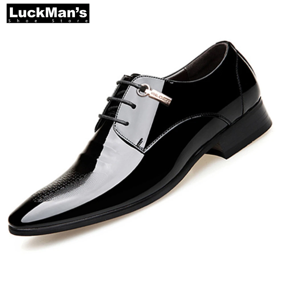 black dress shoes for a wedding